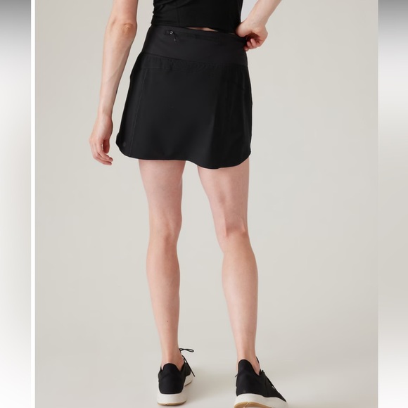 ATHLETA RUN WITH IT HIGH RISE 14 SKORT - Picture 4 of 7